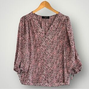 🎉5 for $45🎉 Renee C top blouse shirt size M